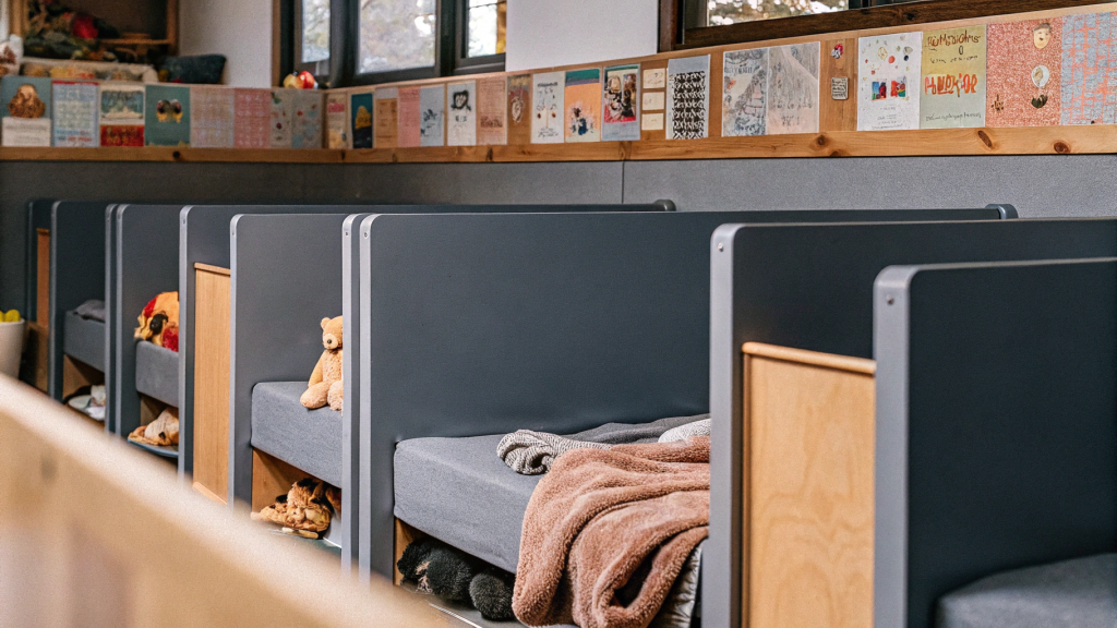 kindergarten-classroom--bedroom--cribs-in-a-row.png kindergarten-classroom--bedroom--cribs-in-a-row.png